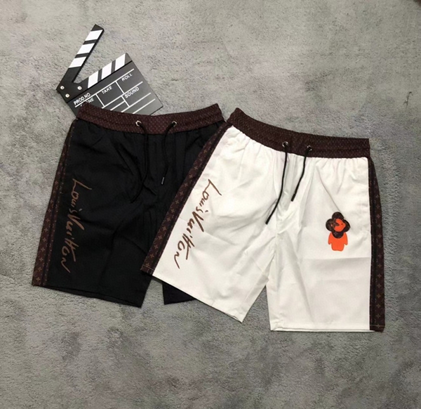 ブランドハーフパンツ正面デザイン